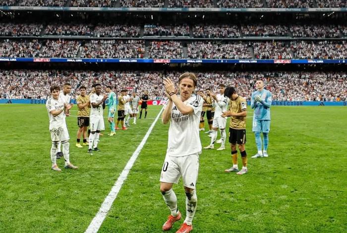 ¡Despedida de Luka Modric y Ancelotti en el Bernabéu!