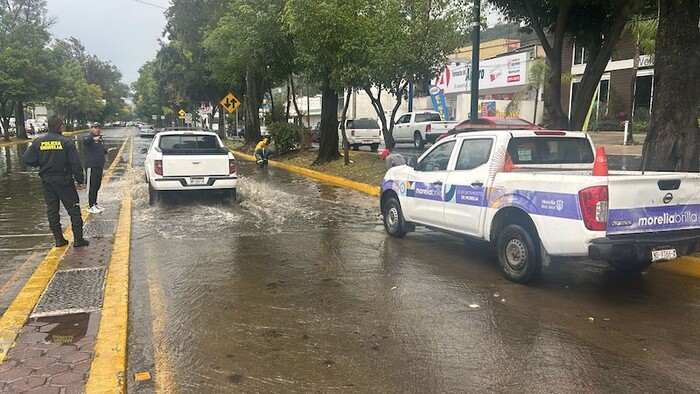 Despliega Gobierno de Morelia brigadas para atender incidencias por fuerte lluvia