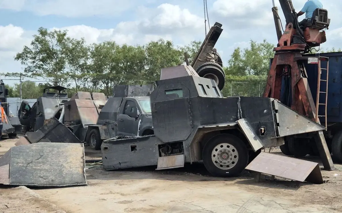 Destruyen 15 vehículos “monstruos” vinculados al crimen organizado en Tamaulipas