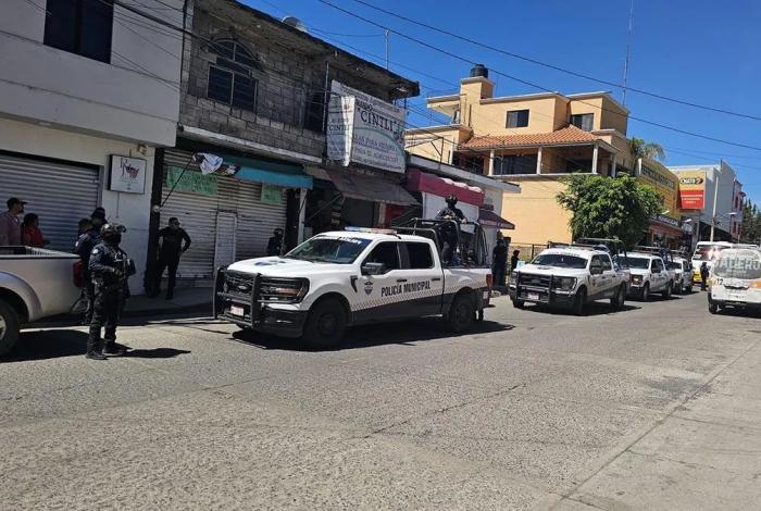 Detenidos 3 civiles armados con fusiles y granadas en Zinapécuaro: SSP