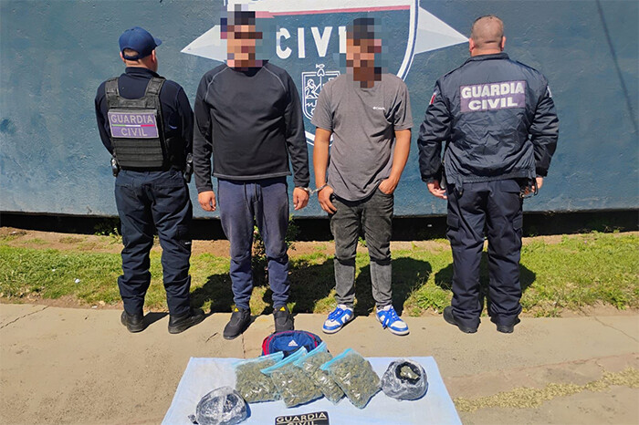 Detiene SSP a 2 personas con cerca de 3 kilos de marihuana, al sur de Morelia