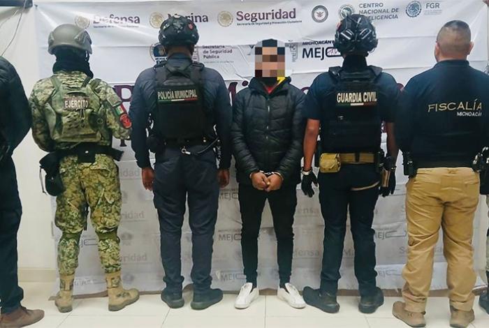 Detienen a dos guatemaltecos involucrados en agresión a Guardia Nacional en Tangancícuaro