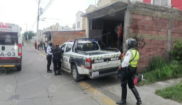 Detienen a dos y recuperan camioneta robada, en Morelia