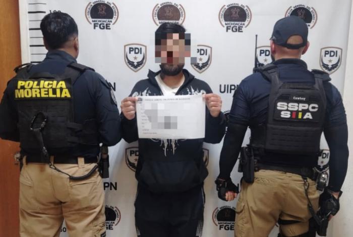 Detienen a hombre en posesión de presunta marihuana en las inmediaciones del Bosque Cuauhtémoc, Morelia