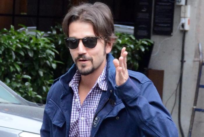 Diego Luna promueve el apoyo al talento latino tras su exclusión de los Emmy