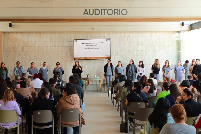 DIF Morelia fortalece la inclusión con conferencias y talleres en el 1er Aniversario de Autismo Morelia