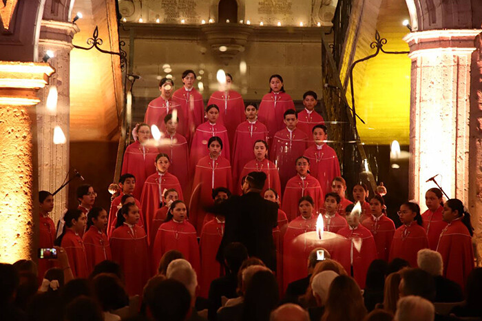 DIF Morelia reúne fondos para presentación de los Niños Cantores de Morelia en Barcelona