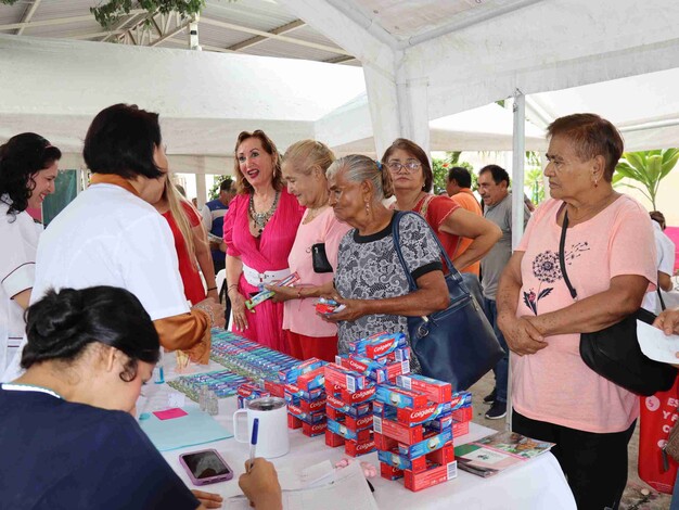 DIF Municipal y Estatal realizan campaña optométrica