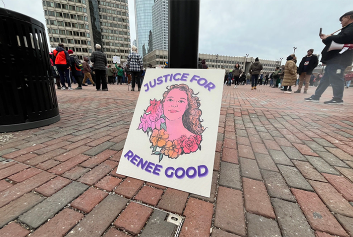 Dimiten seis fiscales de Minnesota ante presión en caso de mujer muerta por agente de ICE