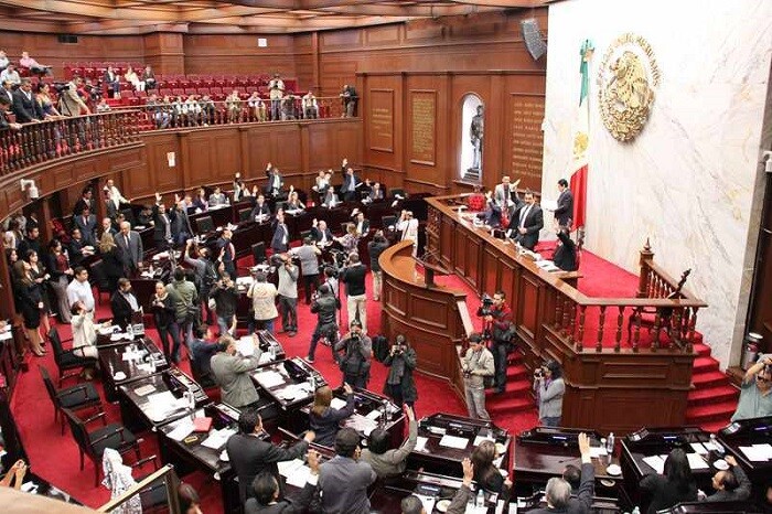 Diputados aprueban reforma para recuperar el uso de vías férreas como transporte de pasajeros