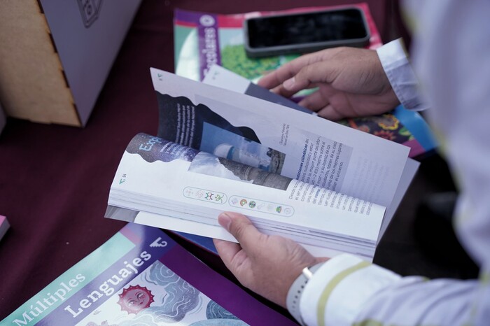 Distribuidos 200 mil libros de literatura en Michoacán: SEE