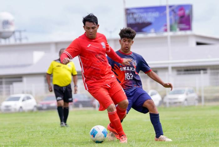 Domingo de triunfos nicolaitas en la Liga Municipal