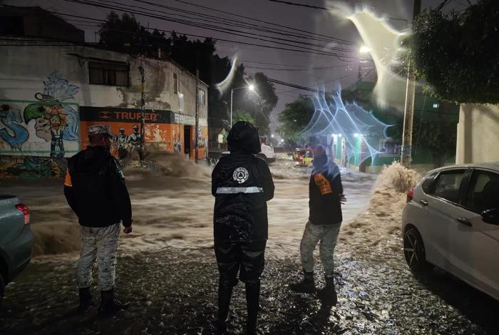 Dos fallecidos tras intensa tormenta en Querétaro