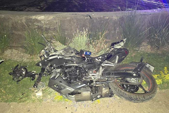 Dos motociclistas quedan heridos al chocar contra la Glorieta 5 de mayo de Zamora