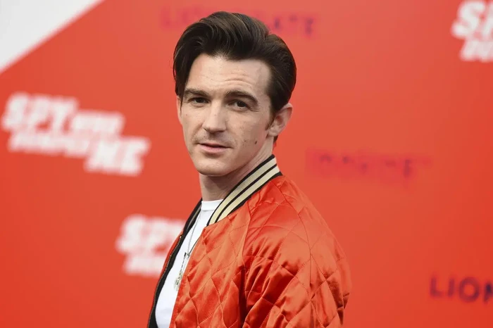 Drake Bell habla sobre su abuso después de un año