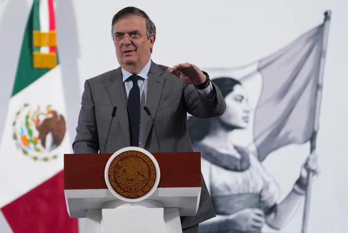 Ebrard desmiente salida de Michelin de México