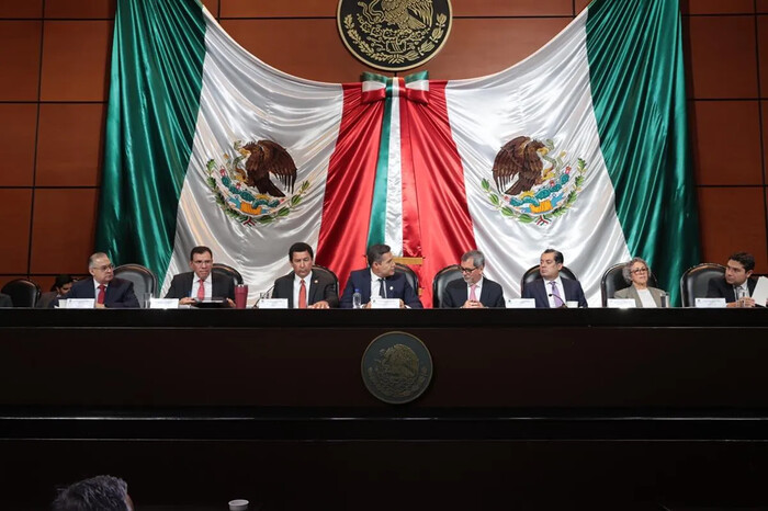 Edgar Amador asume como secretario de Hacienda en México