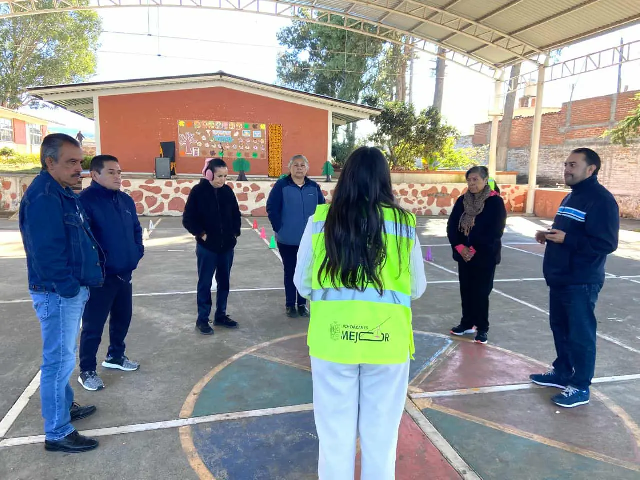 Educación vial para los escolares en Huaniqueo