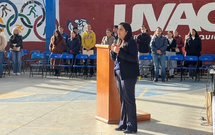 Educar con calidad a los jóvenes para un mejor Michoacán: Tere Herrera