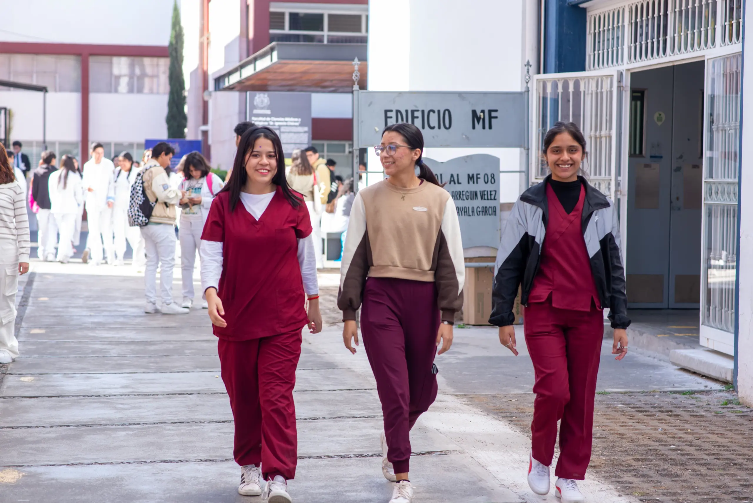 ¿EGRESASTE DE LA UMSNH?, PARTICIPA EN LA CAMPAÑA INSTITUCIONAL DE SEGUIMIENTO DE EGRESADOS