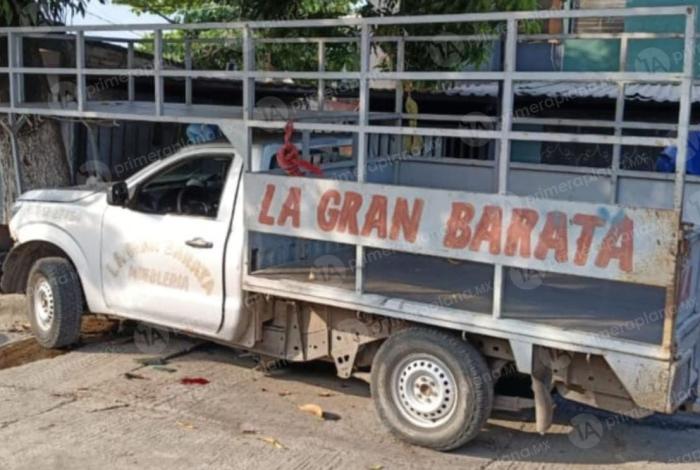 Ej3cut4n a conductor en Infonavit Los Pochotes, Apatzingán