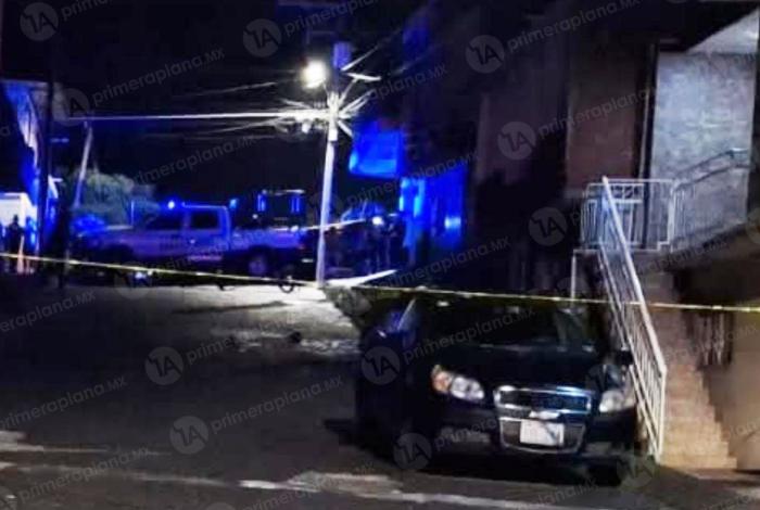 Ej3cut4n a un hombre en la Rubén Jaramillo de Uruapan
