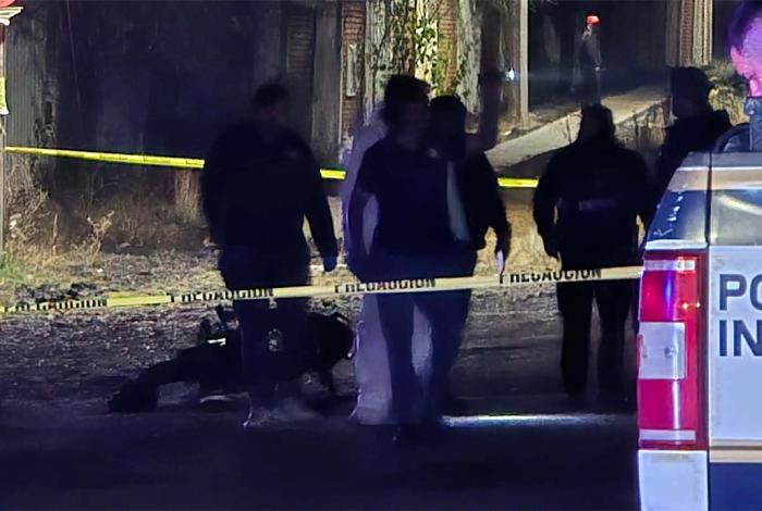 Ejecutan a 2 hombres a la orilla de la Morelia-Pátzcuaro