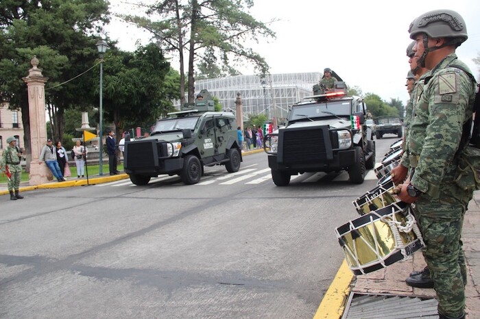 Ejército Mexicano practicó para el desfile del 30 de septiembre en Avenida Acueducto de Morelia