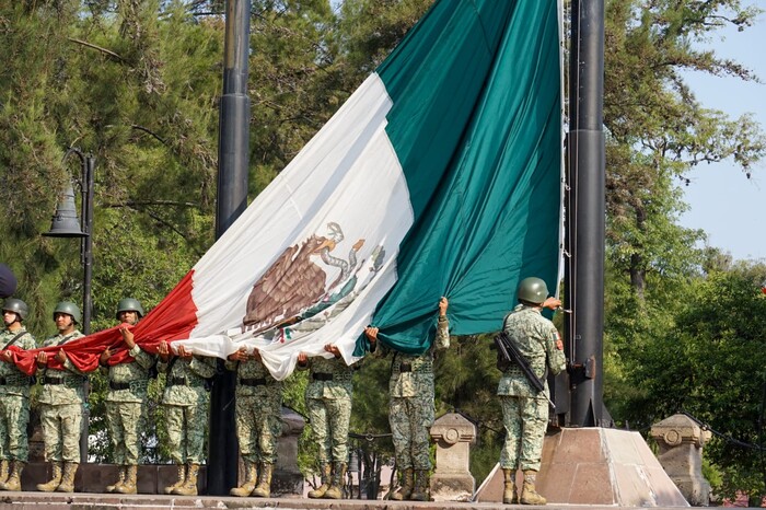 Ejército Mexicano realiza Izamiento de Bandera en Morelia