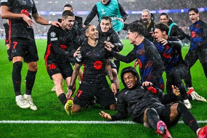 ¡El Barcelona está en octavos de final de la Champions League!