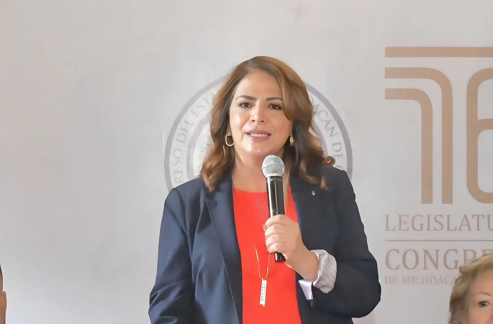 El derecho a la vivienda será una realidad en Michoacán: Fabiola Alanís