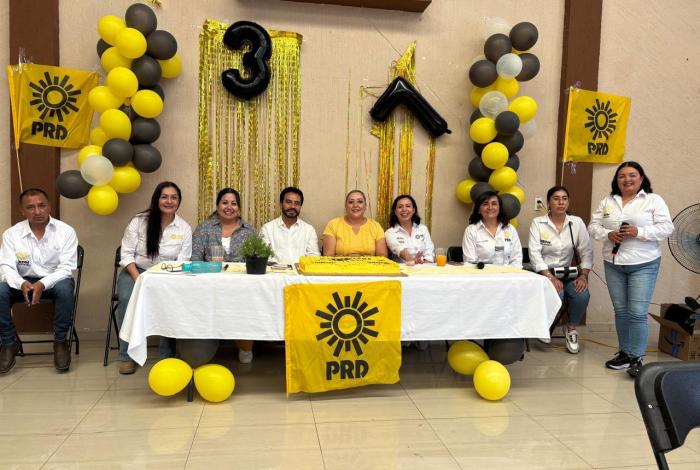 El PRD está de pie y unido: conmemoran 37 años de lucha democrática en Puruándiro