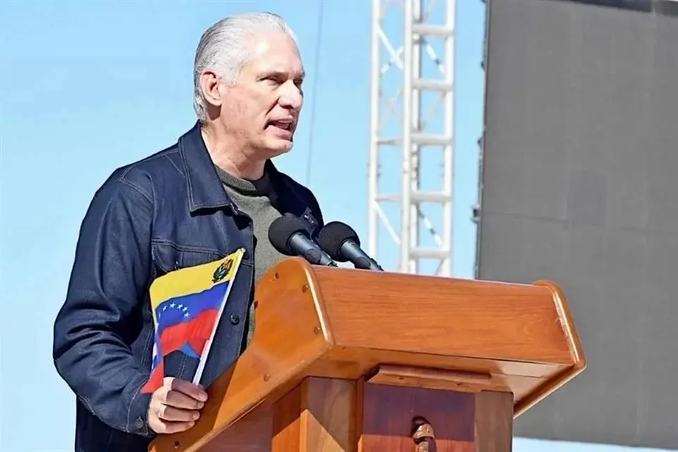 El presidente de Cuba niega conversaciones telefónicas con EU, tras las amenazas de Donald Trump