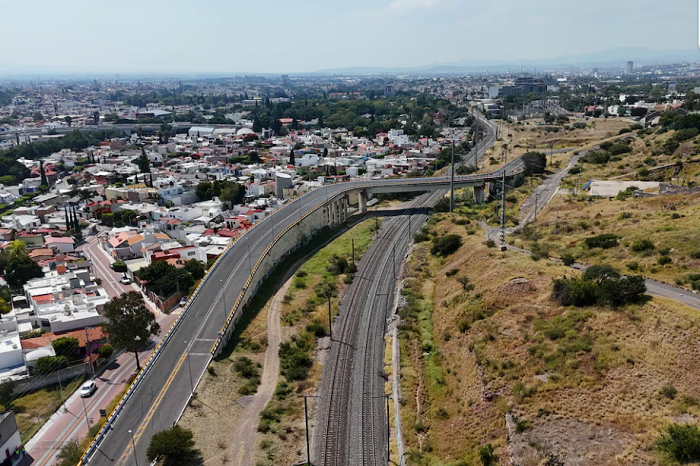 El tren Querétaro - Irapuato comienza trabajos en julio con estaciones en Celaya y Salamanca