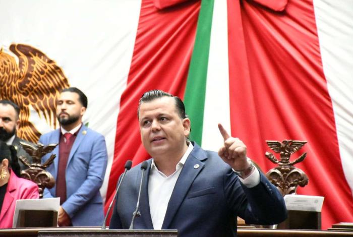 El vínculo de policía comunitaria que denuncia Harfuch con el crimen, yo lo advertí hace 12 años: Memo Valencia