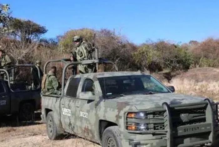 Emboscan a elementos del Ejército y la GC en Apatzingán; dos delincuentes fueron abatidos