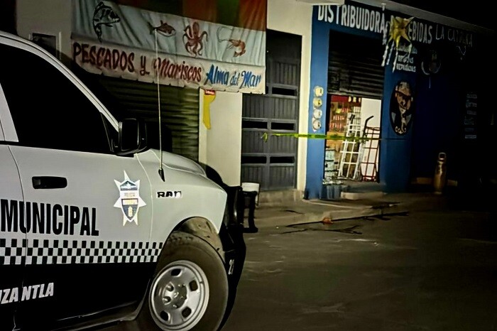 Empistolado es abatido tras agredir a policías en de Tuzantla; amenazaba con explotar un tanque de gas