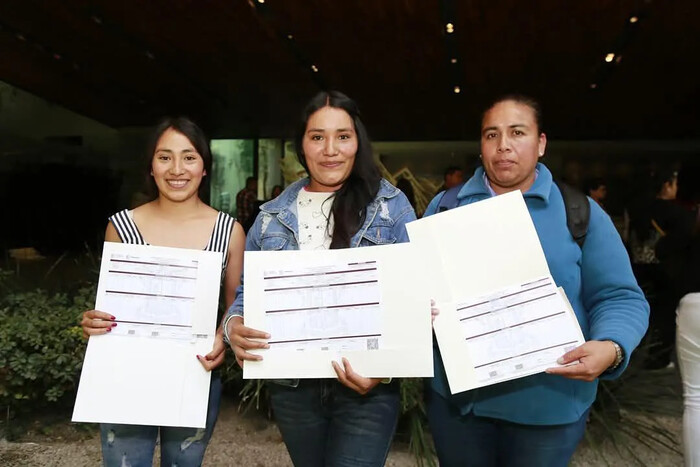 En 2024, más de tres mil 800 nuevos docentes asignados a escuelas con necesidad