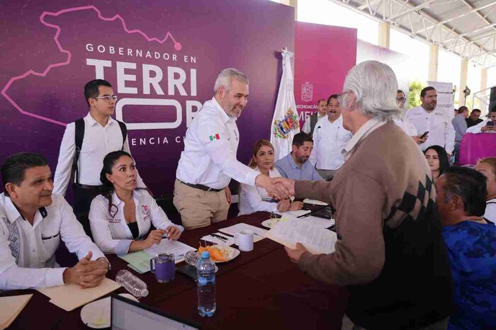 En Apatzingán destacan propuestas de obra educativa y del agua en audiencia pública