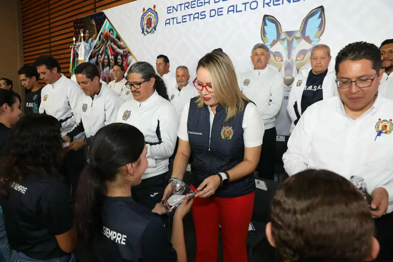 En gestión de Yarabí Ávila, la UMSNH se coloca en el Top 10 en el ámbito deportivo universitario