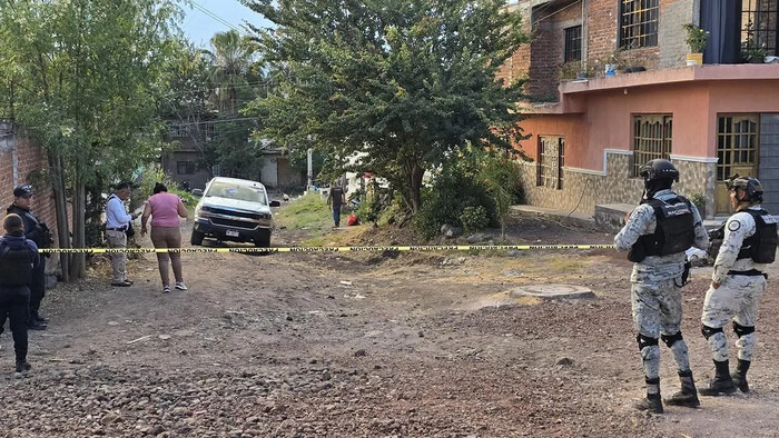 En Jacona, asesinan a balazos a una mujer frente a su casa