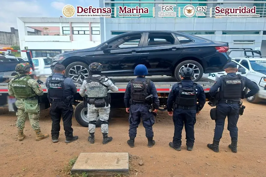 EN MICHOACÁN, AUTORIDADES DETIENEN A CUATRO PERSONAS Y ASEGURAN ARTEFACTOS EXPLOSIVOS IMPROVISADOS