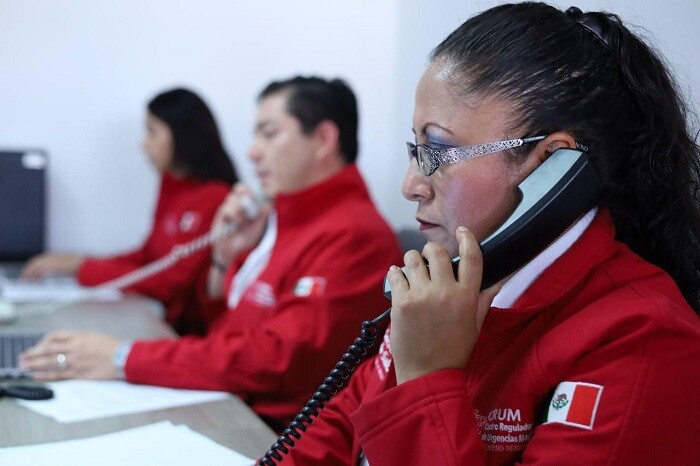 En Navidad no estás solo, si te sientes triste o angustiado puedes llamar a la línea Hablemoos