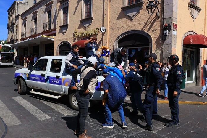 En operativo coordinado, Gobierno de Morelia retira comercio irregular en Centro Histórico