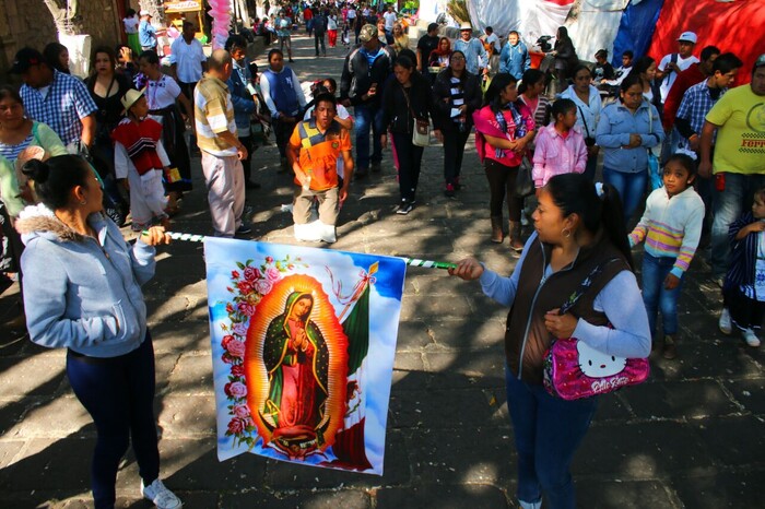 En puertas, organización de fiestas guadalupanas