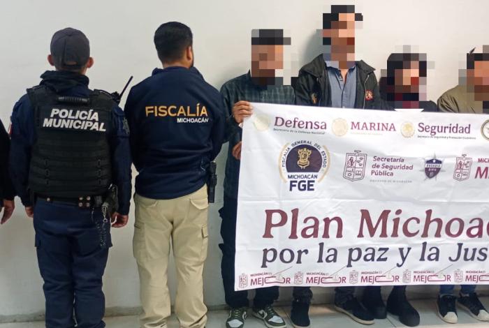 En Uruapan, SSP detiene a cinco personas y asegura productos presuntamente elaborados con marihuana