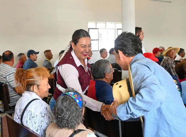 En Zacapu vamos con todo para acabar con la desigualdad y la pobreza: Mónica Valdez