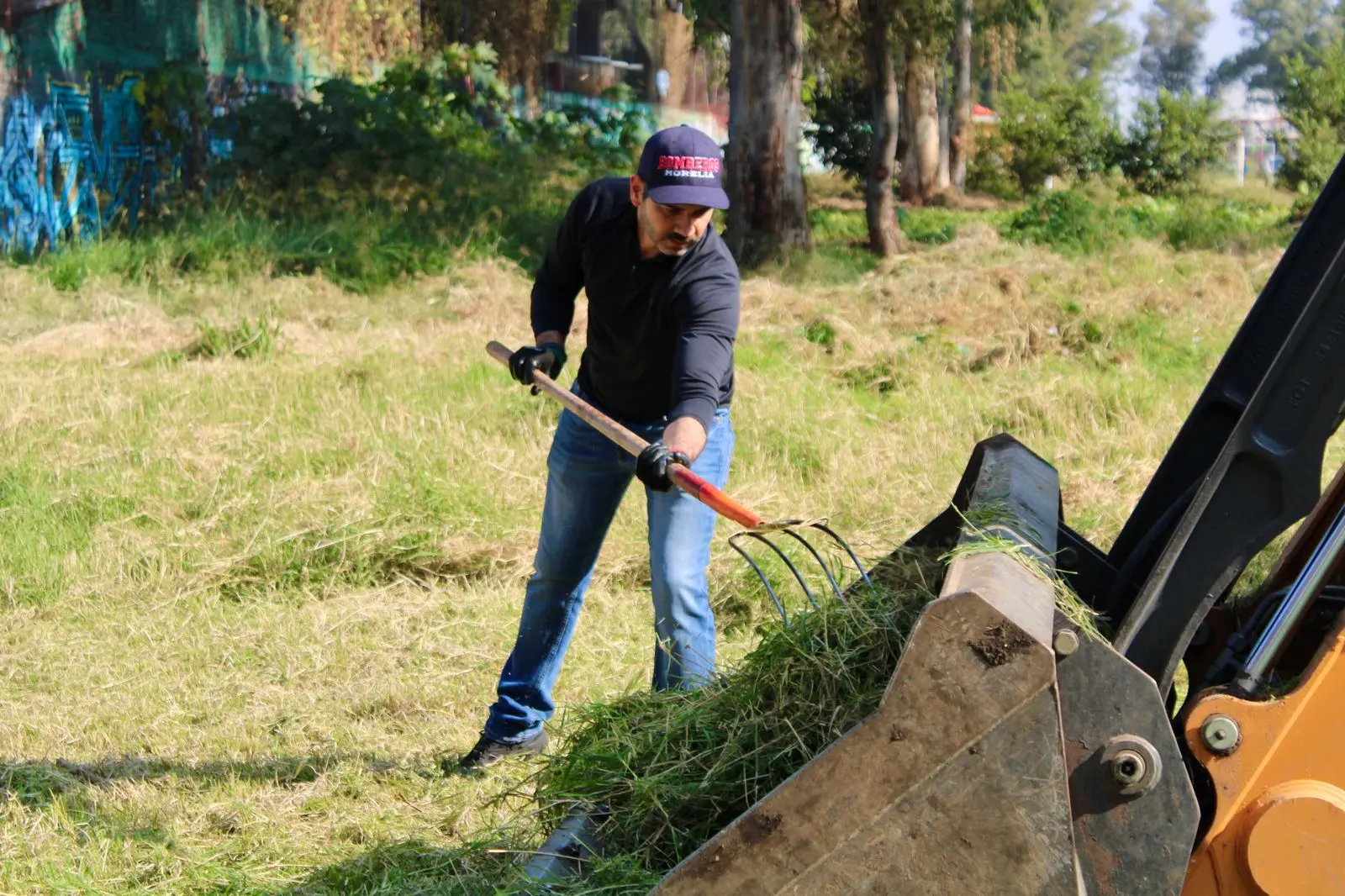 Encabeza Yankel Benítez jornada ciudadana de limpieza en Lomas del Valle