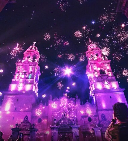 Encendido de la Catedral de Morelia este 8 de Marzo