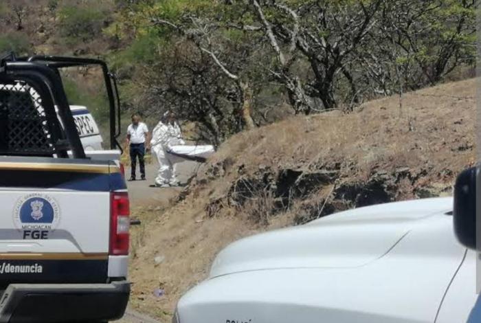 Encuentran cu3rpo carcomido por animales, en la carretera Opopeo-Tacámbaro